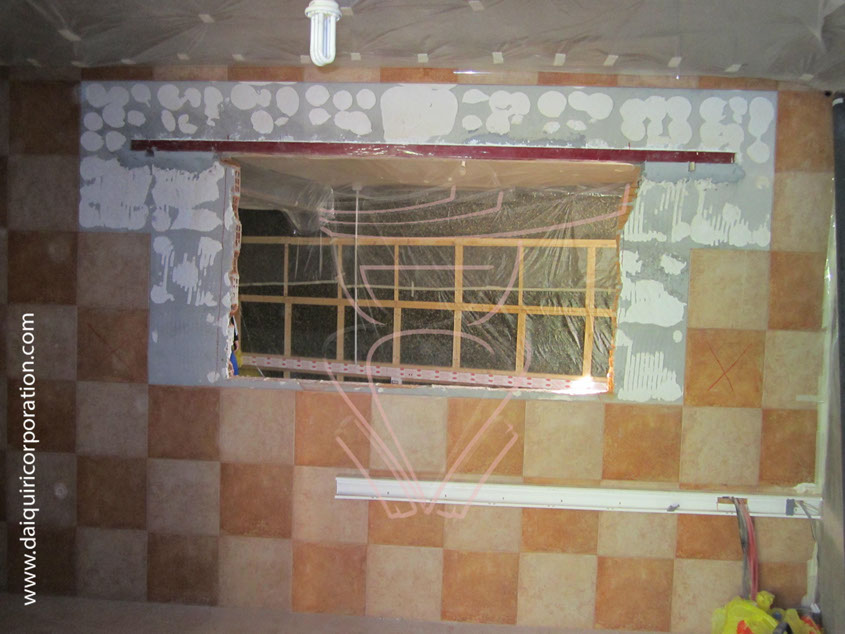 Fotografia obra daiquiri corporation, agujero pecera, control room