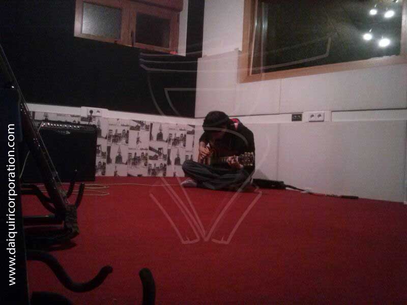 Fotografia obra daiquiri corporation, sala de grabación