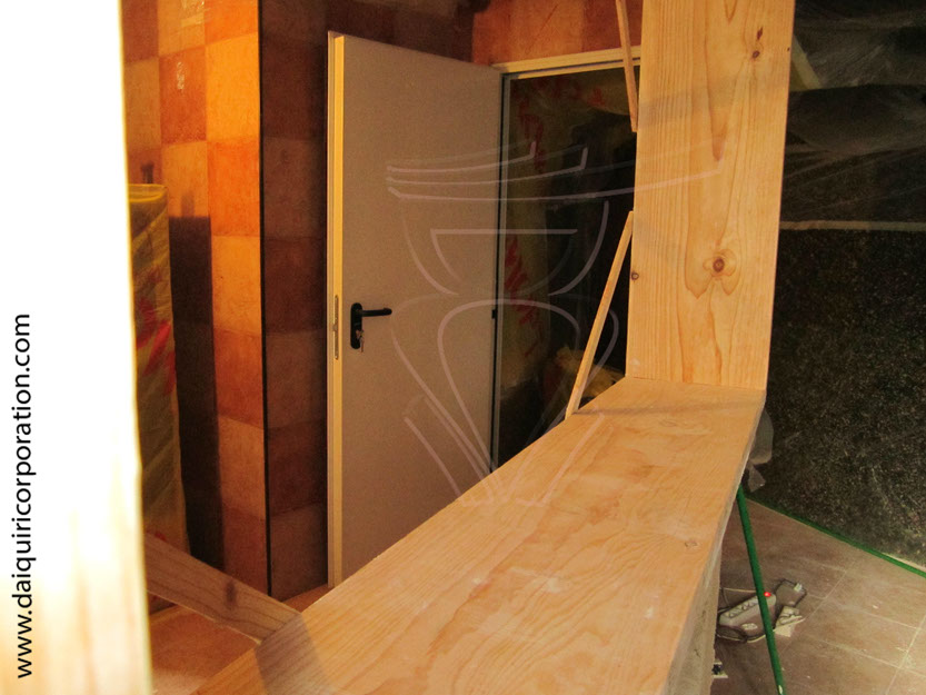 Fotografia obra daiquiri corporation, premarco pecera, puerta