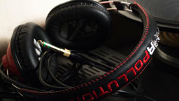 Boton promociones, Cascos